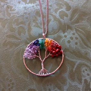 Gorgeous tee of life necklace handmade